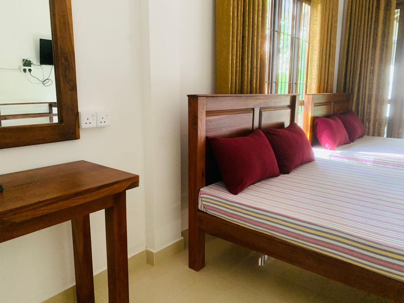 The Paramount Lodge Polonnaruwa Esterno foto