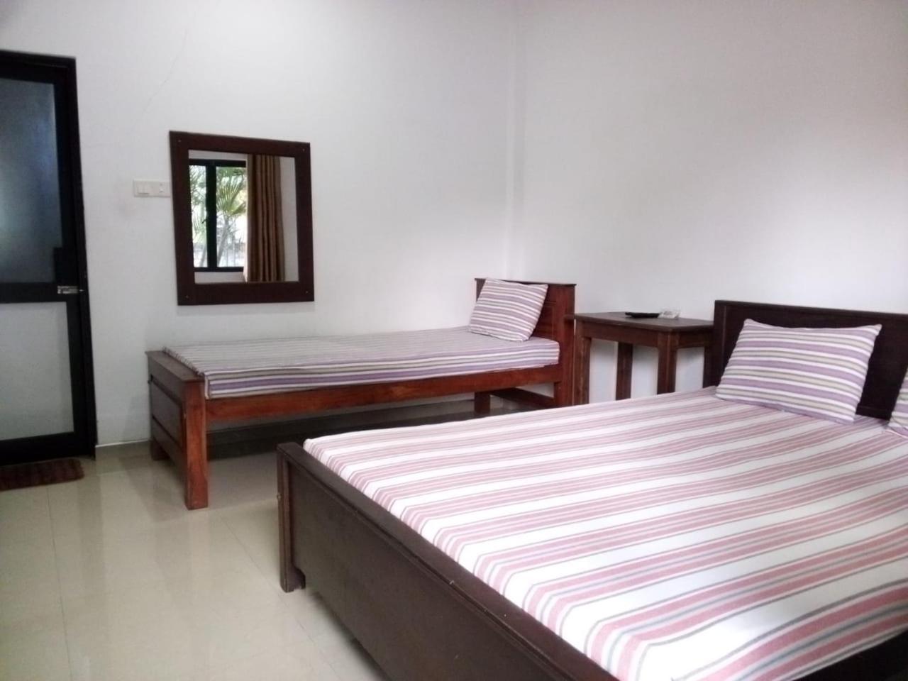 The Paramount Lodge Polonnaruwa Esterno foto