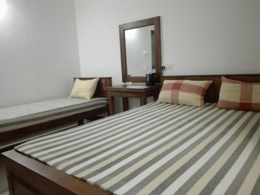 The Paramount Lodge Polonnaruwa Esterno foto